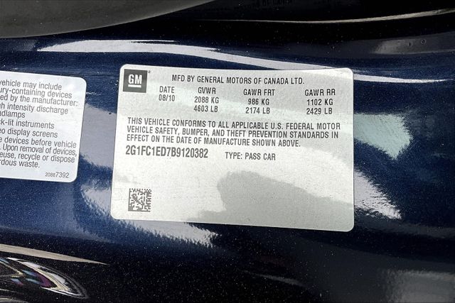 Vehicle image 25 of 32