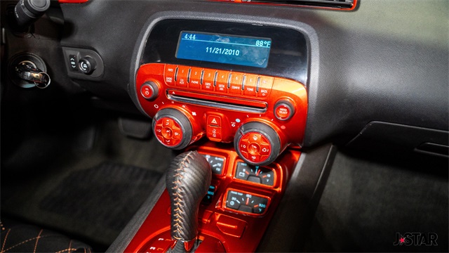 Vehicle image 17 of 20