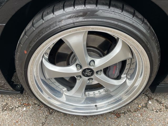 Vehicle image 9 of 23
