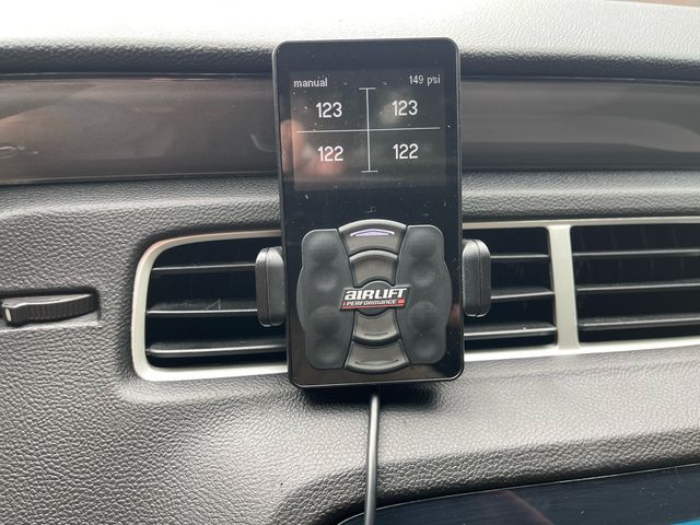 Vehicle image 16 of 23