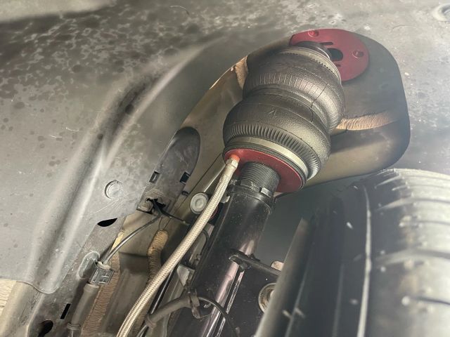 Vehicle image 14 of 23