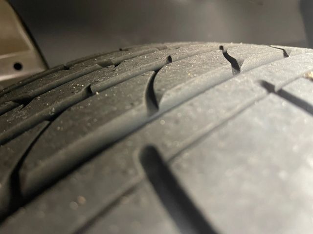 Vehicle image 10 of 23
