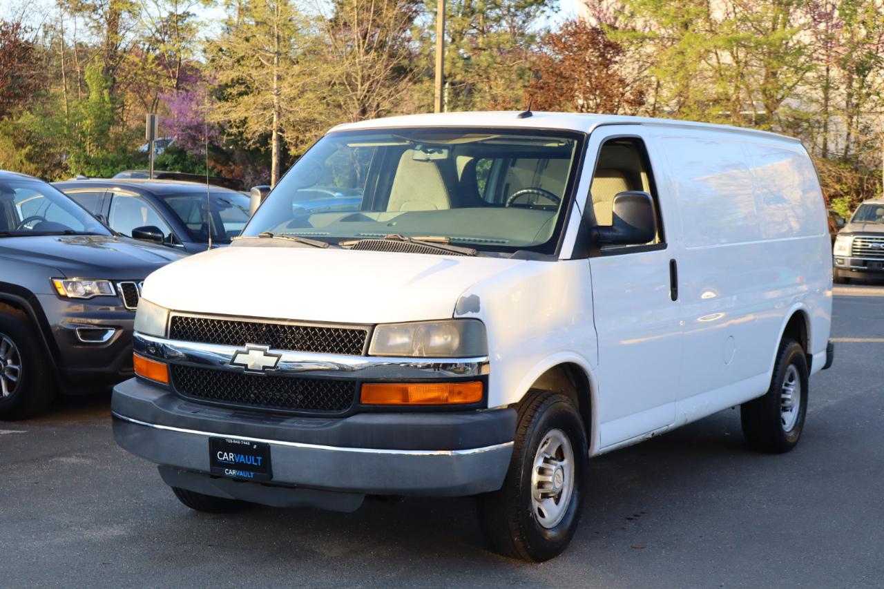 2011 Chevrolet Express Base Image 1 of 17