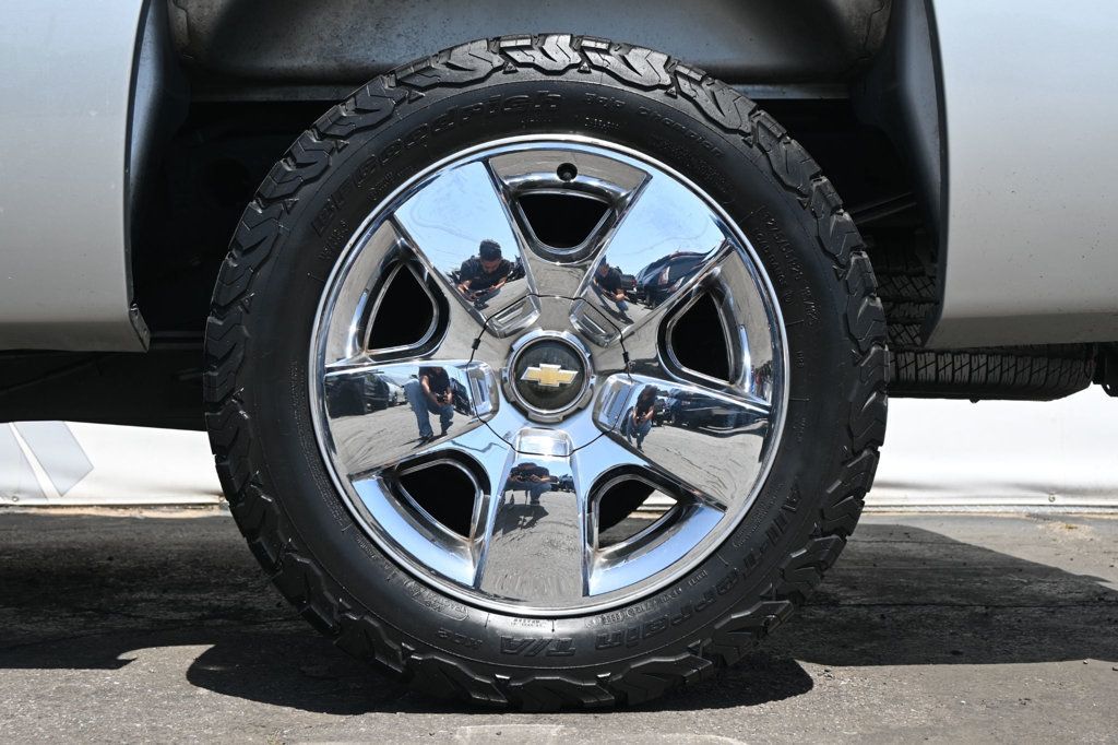 Vehicle image 7 of 11
