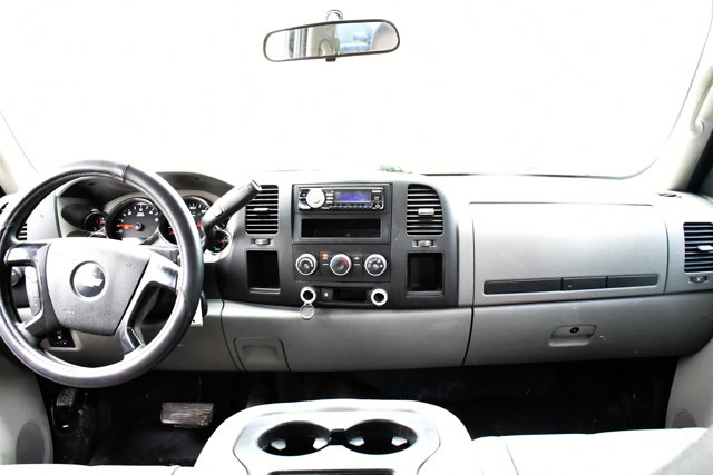 Vehicle image 8 of 15