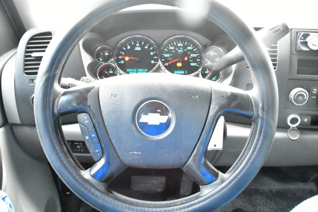 Vehicle image 13 of 15