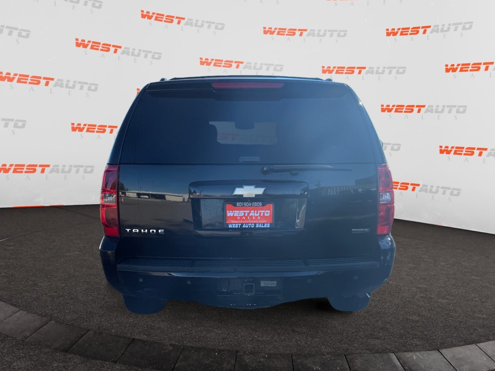 2011 Chevrolet Tahoe LT Image 6 of 42