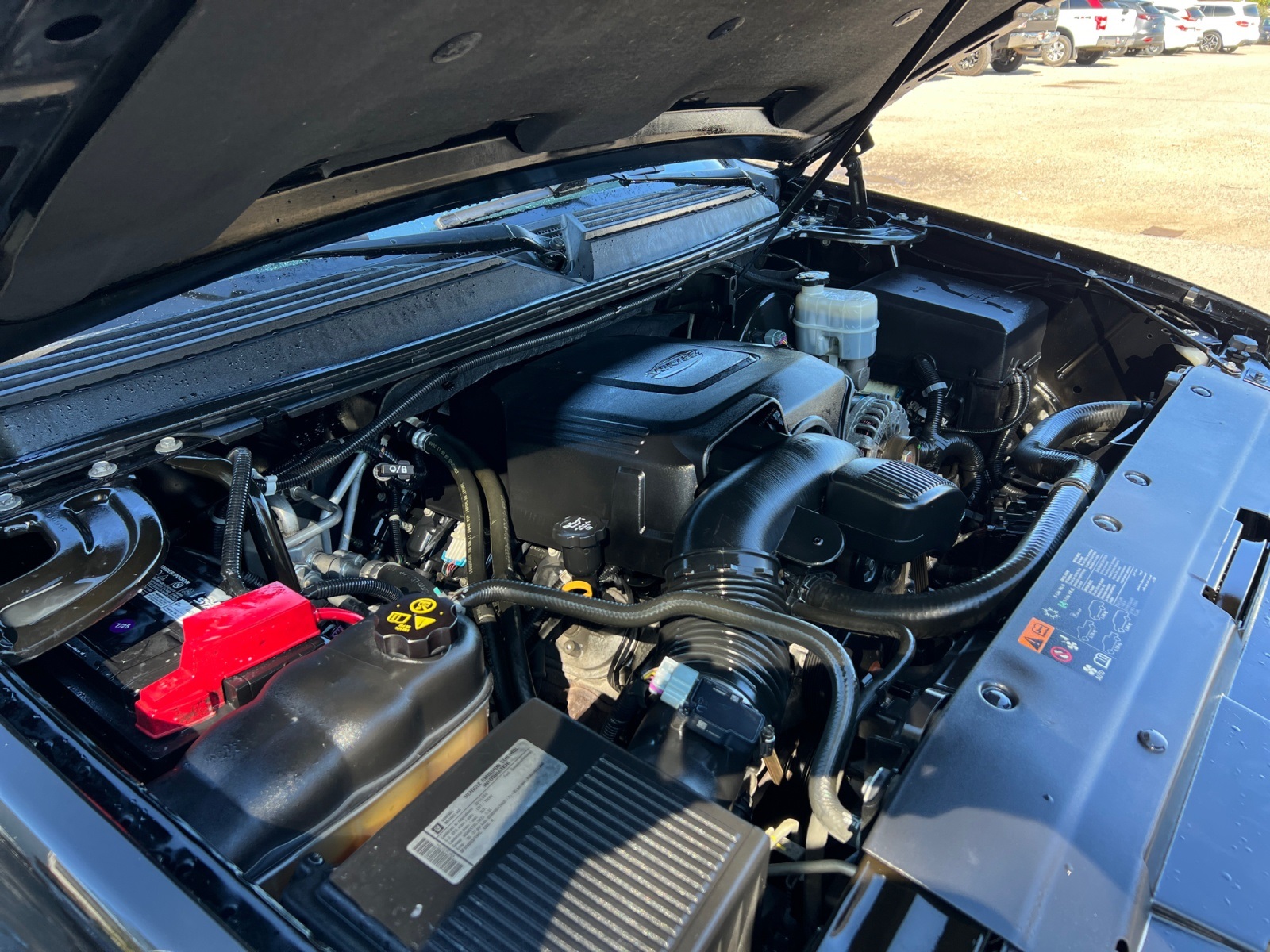 2011 Chevrolet Tahoe LT Image 12 of 42