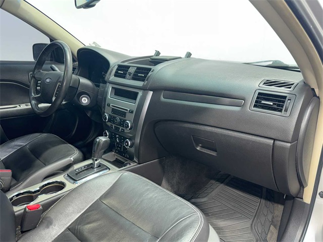2011 Ford Fusion SEL Image 13 of 30