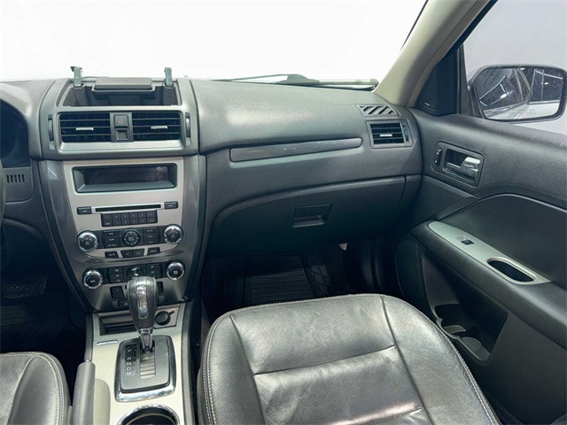 2011 Ford Fusion SEL Image 16 of 30