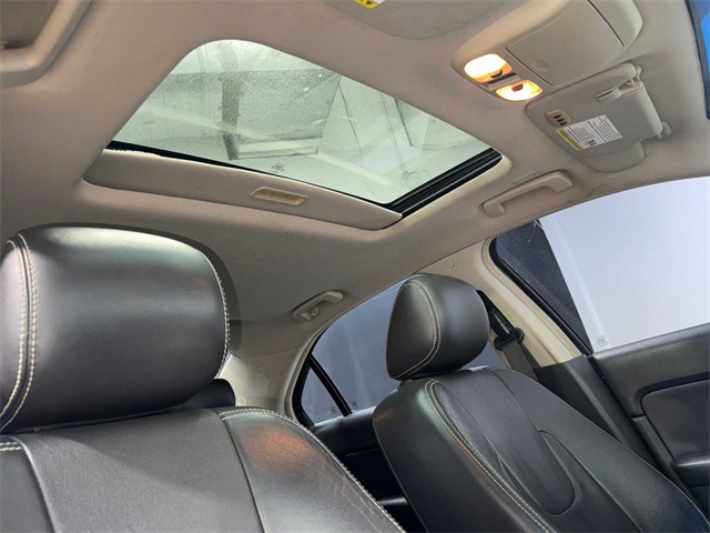 2011 Ford Fusion SEL Image 12 of 30