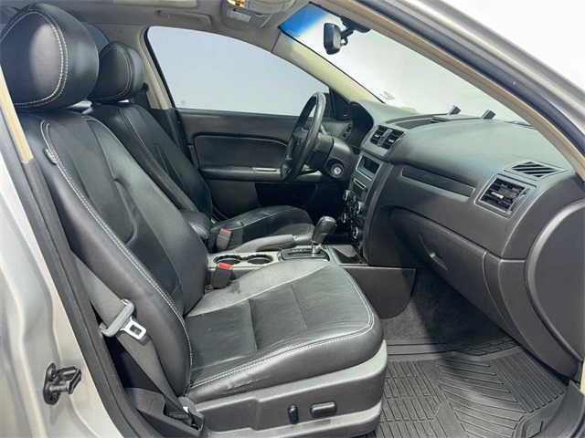 2011 Ford Fusion SEL Image 11 of 30
