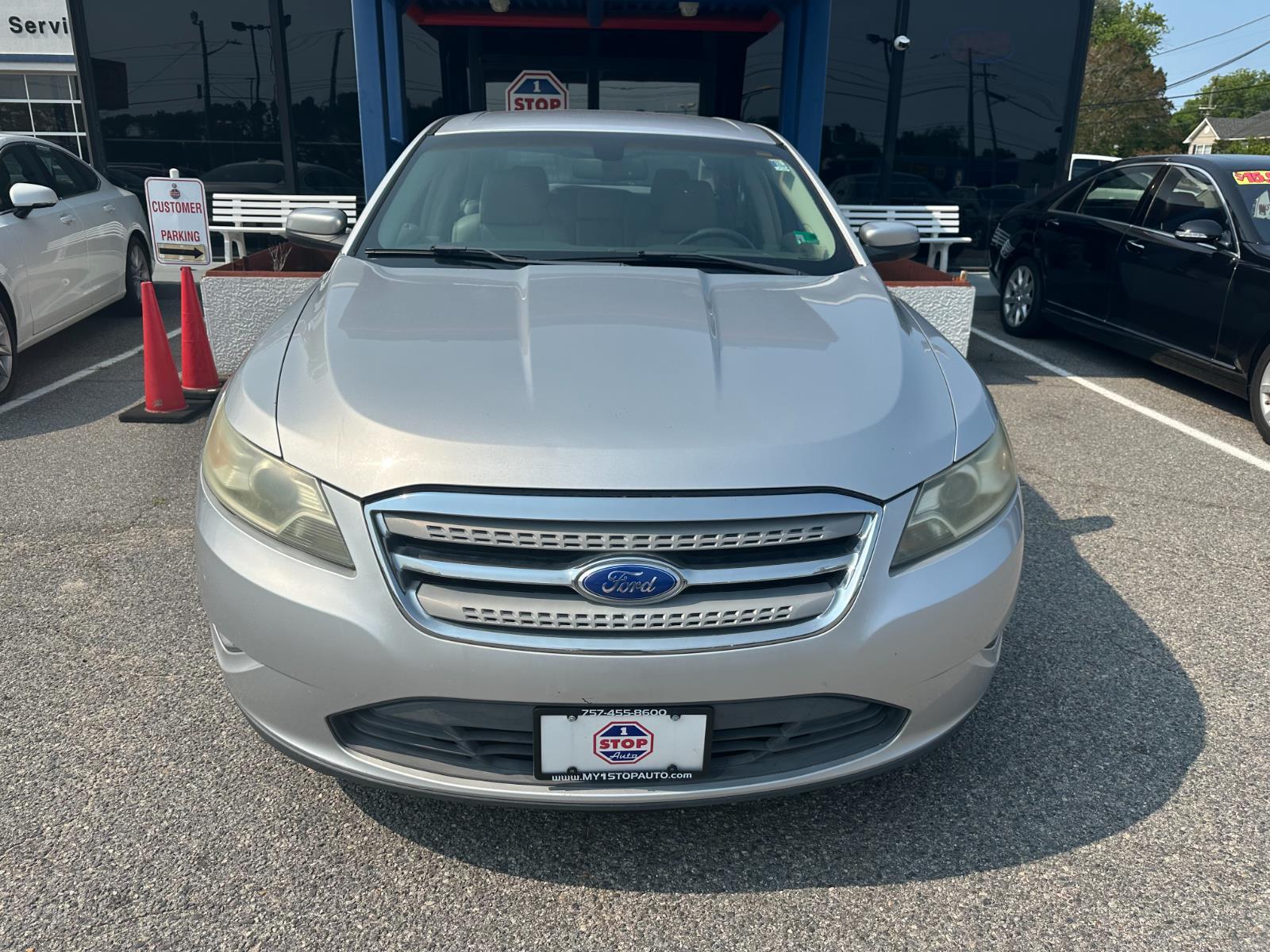 Vehicle image 3 of 27