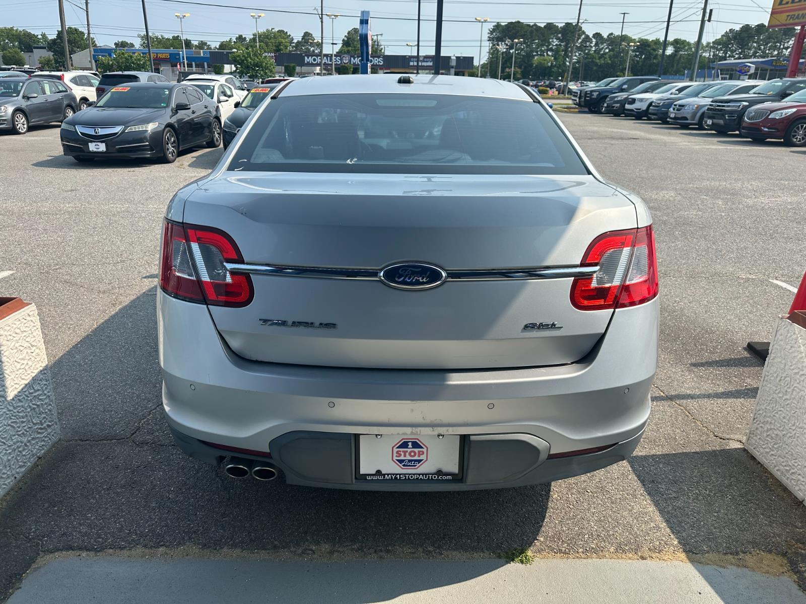 Vehicle image 7 of 27