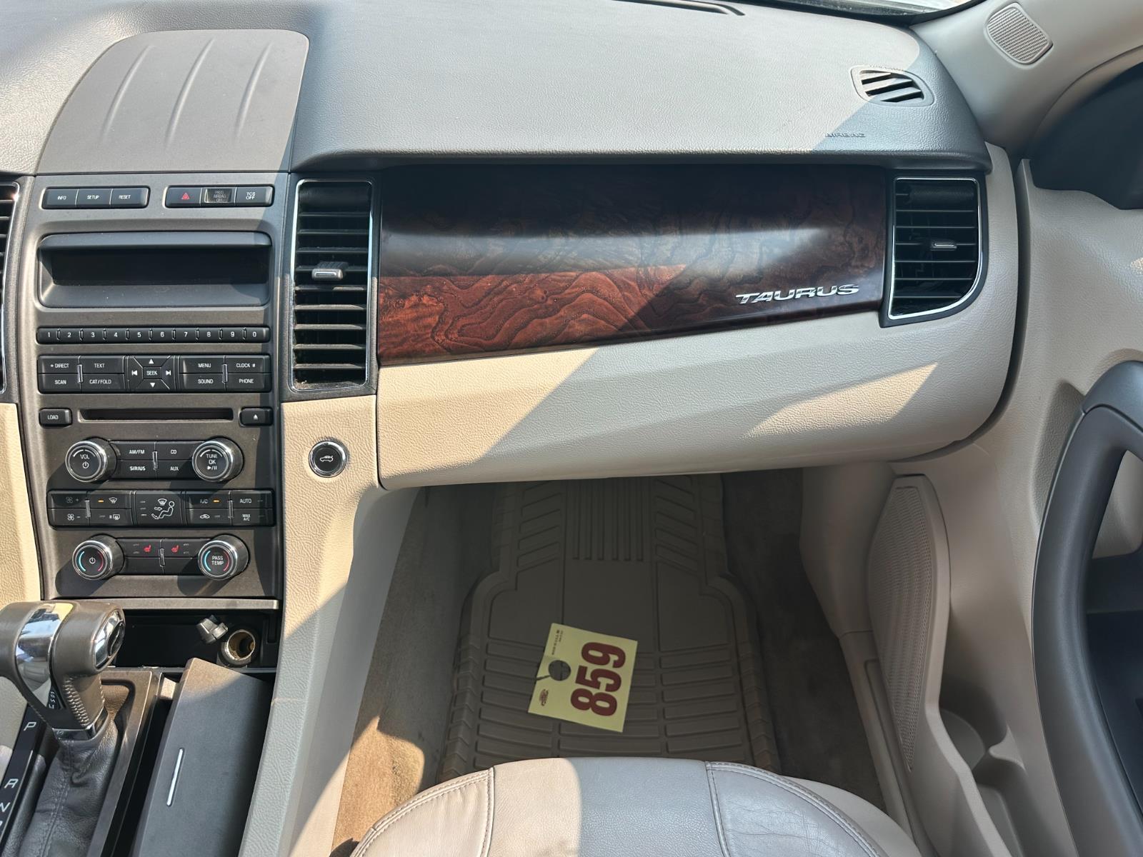 Vehicle image 24 of 27