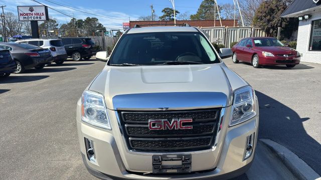 2011 GMC Terrain SLE-2 Image 2 of 18
