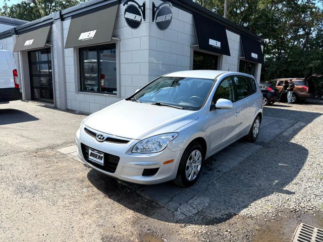 2011 Hyundai Elantra Touring GLS Image 1 of 20