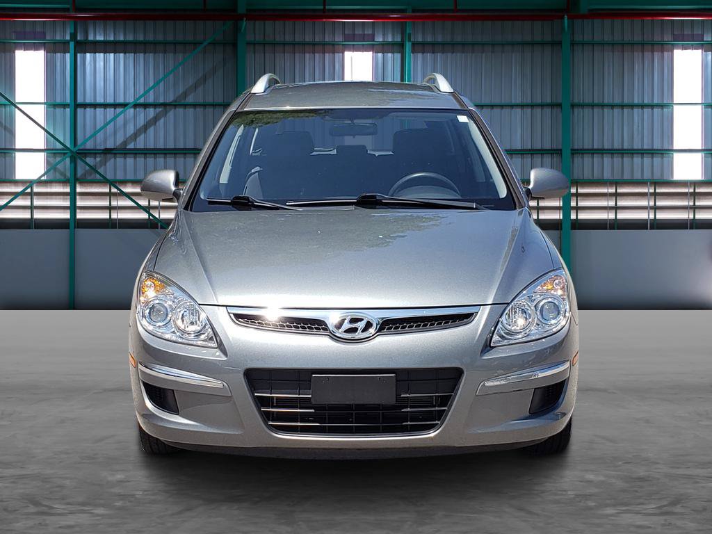 2011 Hyundai Elantra Touring GLS Image 2 of 27