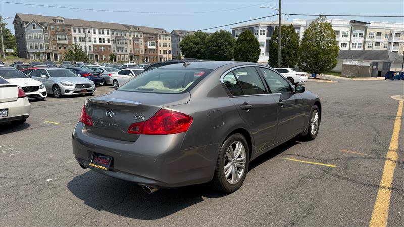 2011 INFINITI G37 X Image 3 of 32