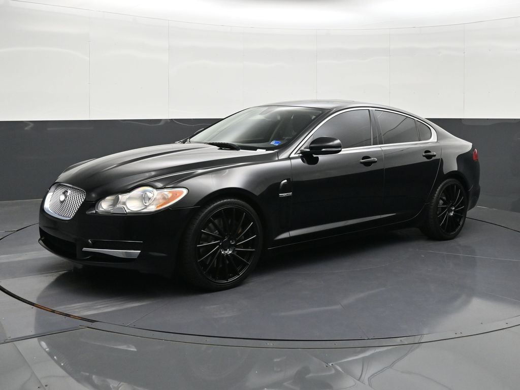 2011 Jaguar XF Premium Image 1 of 43