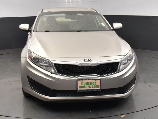 2011 Kia Optima LX Image 2 of 22