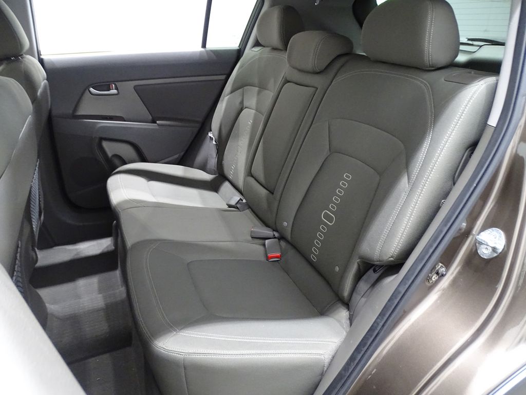 Vehicle image 12 of 34