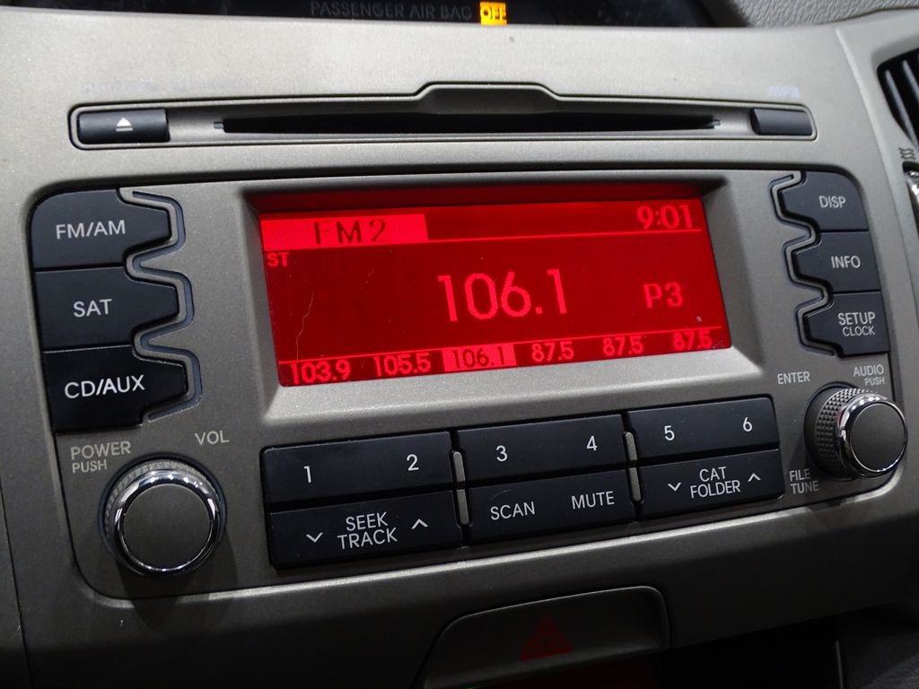 Vehicle image 19 of 34