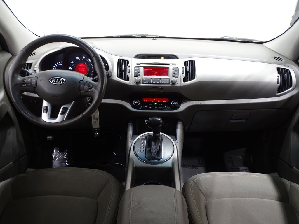 Vehicle image 14 of 34