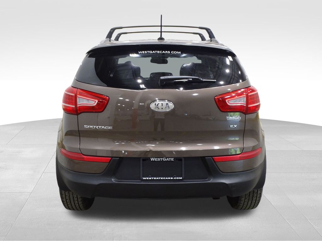 Vehicle image 5 of 34