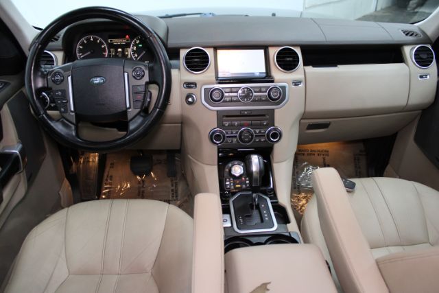 Vehicle image 15 of 30
