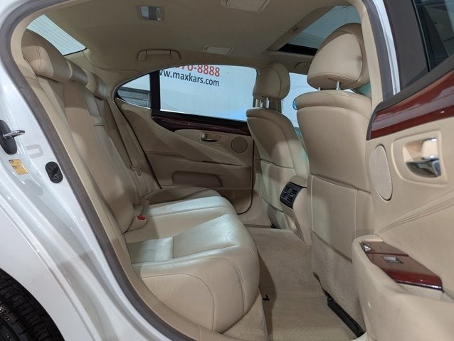 2011 Lexus LS 460 Image 14 of 68
