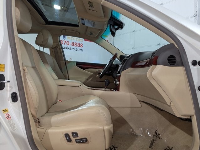 2011 Lexus LS 460 Image 66 of 68