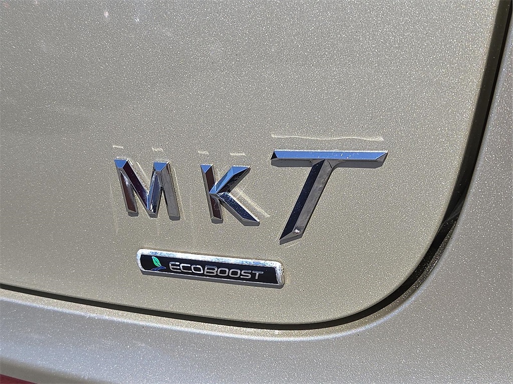 Vehicle image 27 of 30