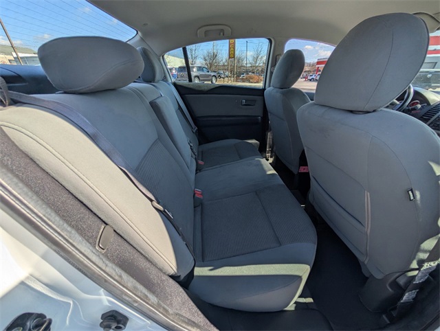 Vehicle image 12 of 24