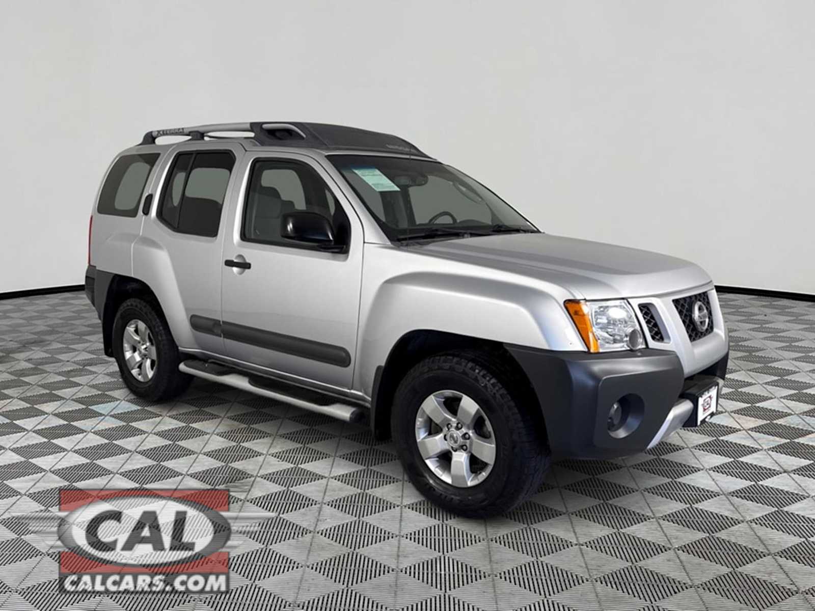2011 Nissan Xterra S Image 3 of 25