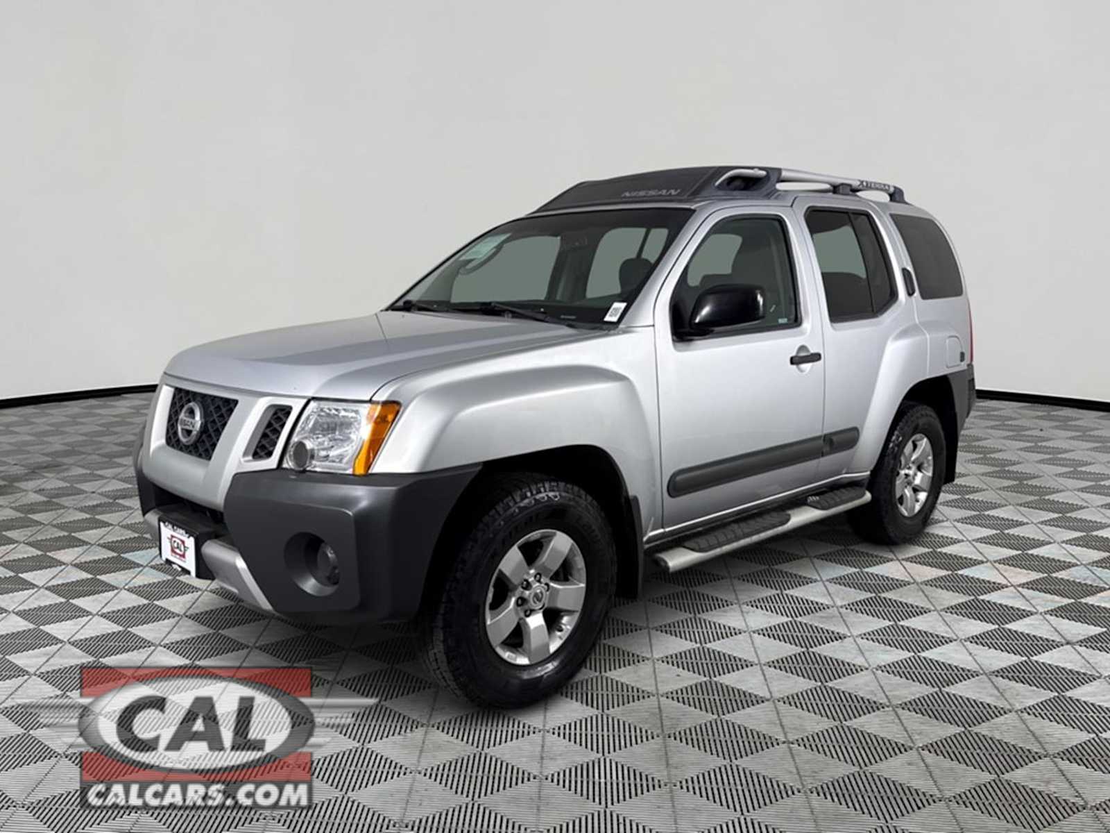 2011 Nissan Xterra S Image 1 of 25