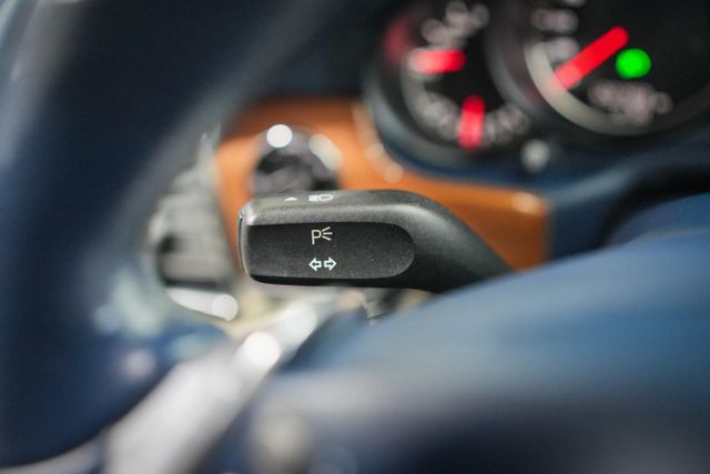 2011 Porsche Panamera 4 Image 56 of 78