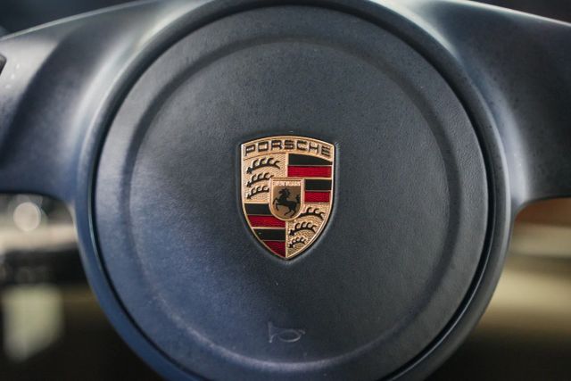 2011 Porsche Panamera 4 Image 68 of 78