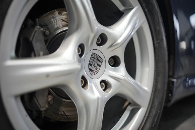 2011 Porsche Panamera 4 Image 26 of 78