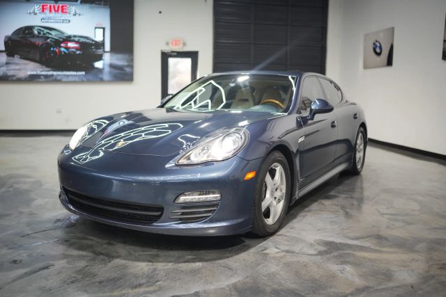 2011 Porsche Panamera 4 Image 1 of 78