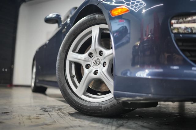 2011 Porsche Panamera 4 Image 25 of 78