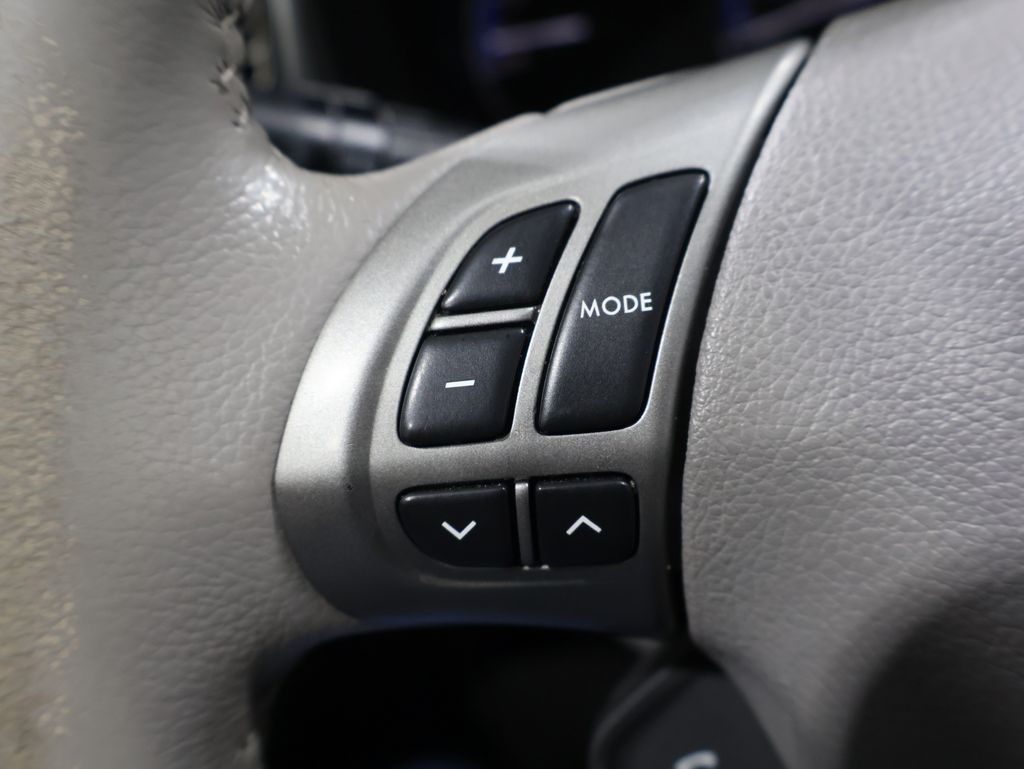 2011 Subaru Forester 2.5X Limited Image 25 of 34