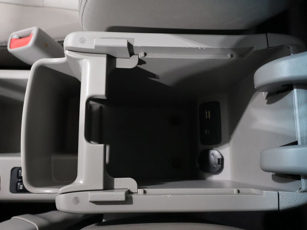 2011 Subaru Forester 2.5X Limited Image 22 of 34