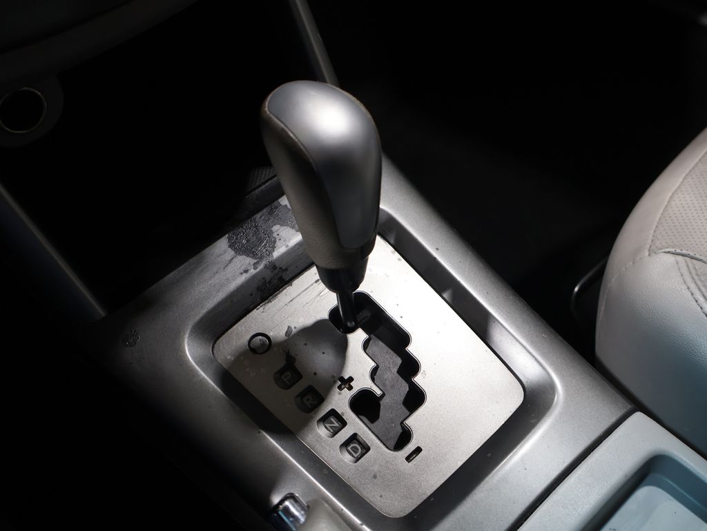 2011 Subaru Forester 2.5X Limited Image 18 of 34
