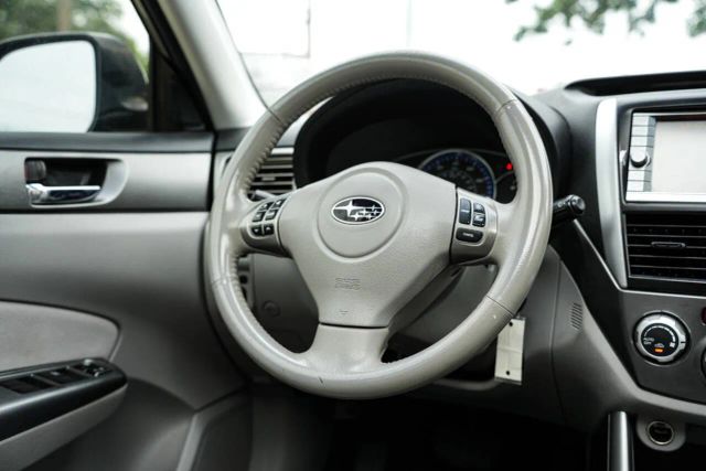 2011 Subaru Forester 2.5X Limited Image 15 of 23