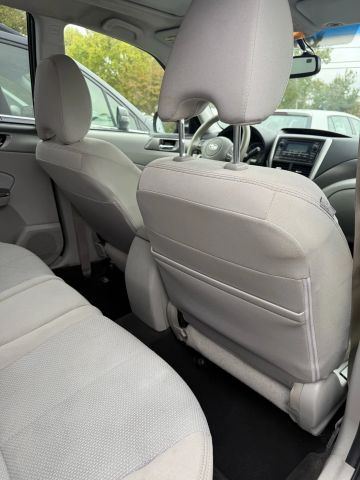 2011 Subaru Forester 2.5X Premium Image 12 of 29