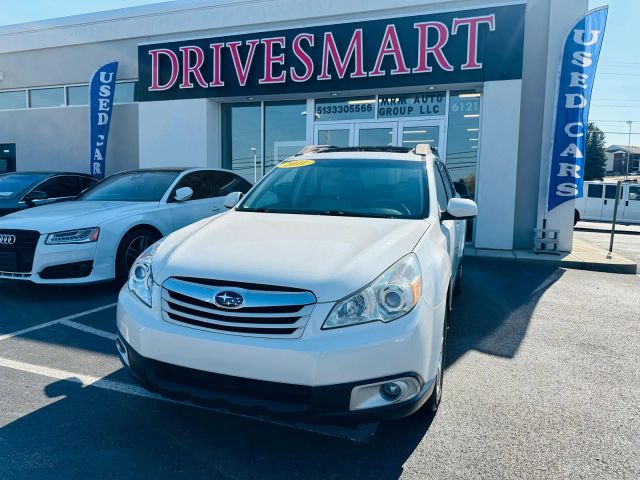 2011 Subaru Outback 2.5i Limited Image 2 of 37