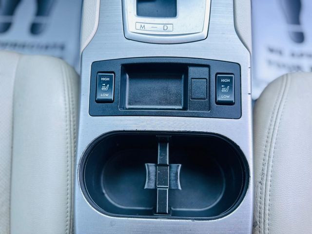 2011 Subaru Outback 2.5i Limited Image 28 of 37