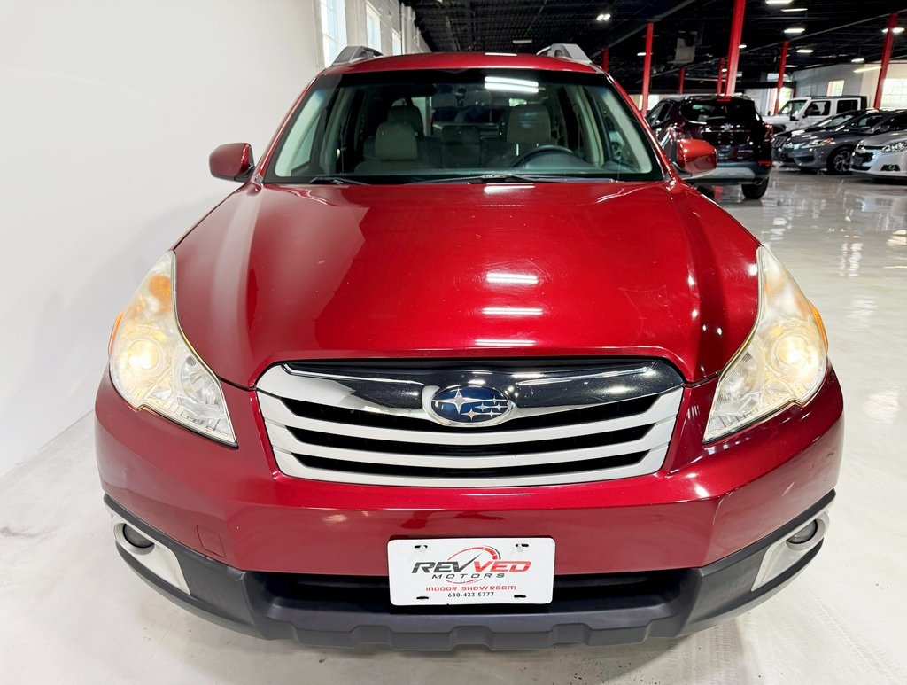 2011 Subaru Outback 2.5i Premium Image 2 of 37