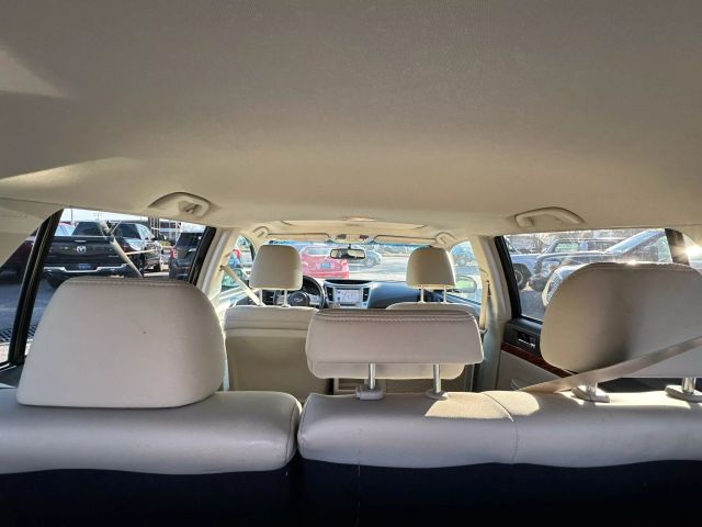 2011 Subaru Outback 3.6R Limited Navigation Image 40 of 43